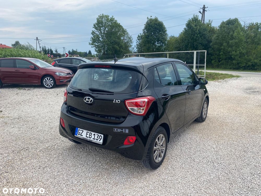 Hyundai i10 1.0 BlueDrive Premium - 18