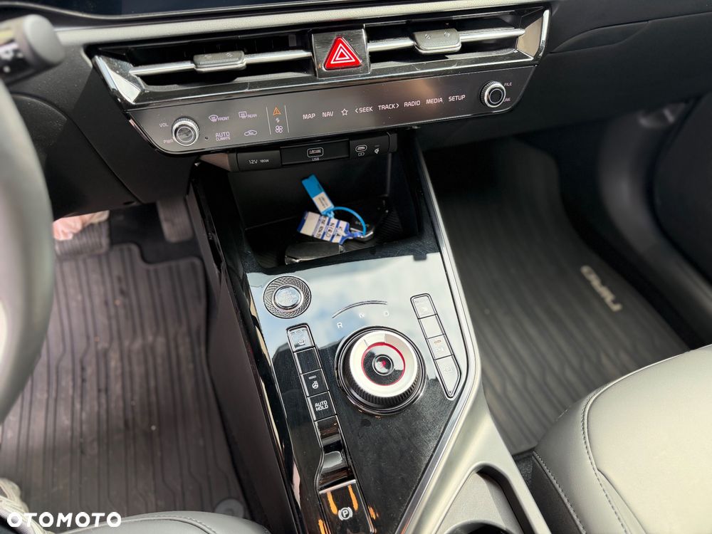 Kia Niro 1.6 GDI Hybrid L - 28