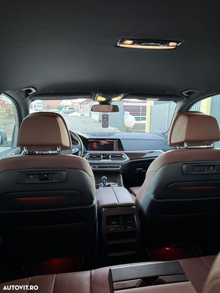 BMW X5 xDrive45e - 12