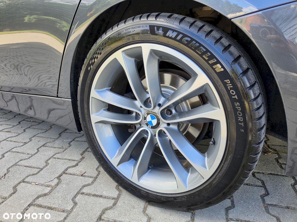 BMW Seria 3 318d Modern Line - 14