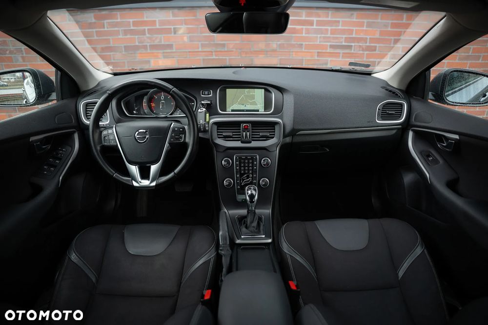 Volvo V40 D2 Geartronic Momentum - 4