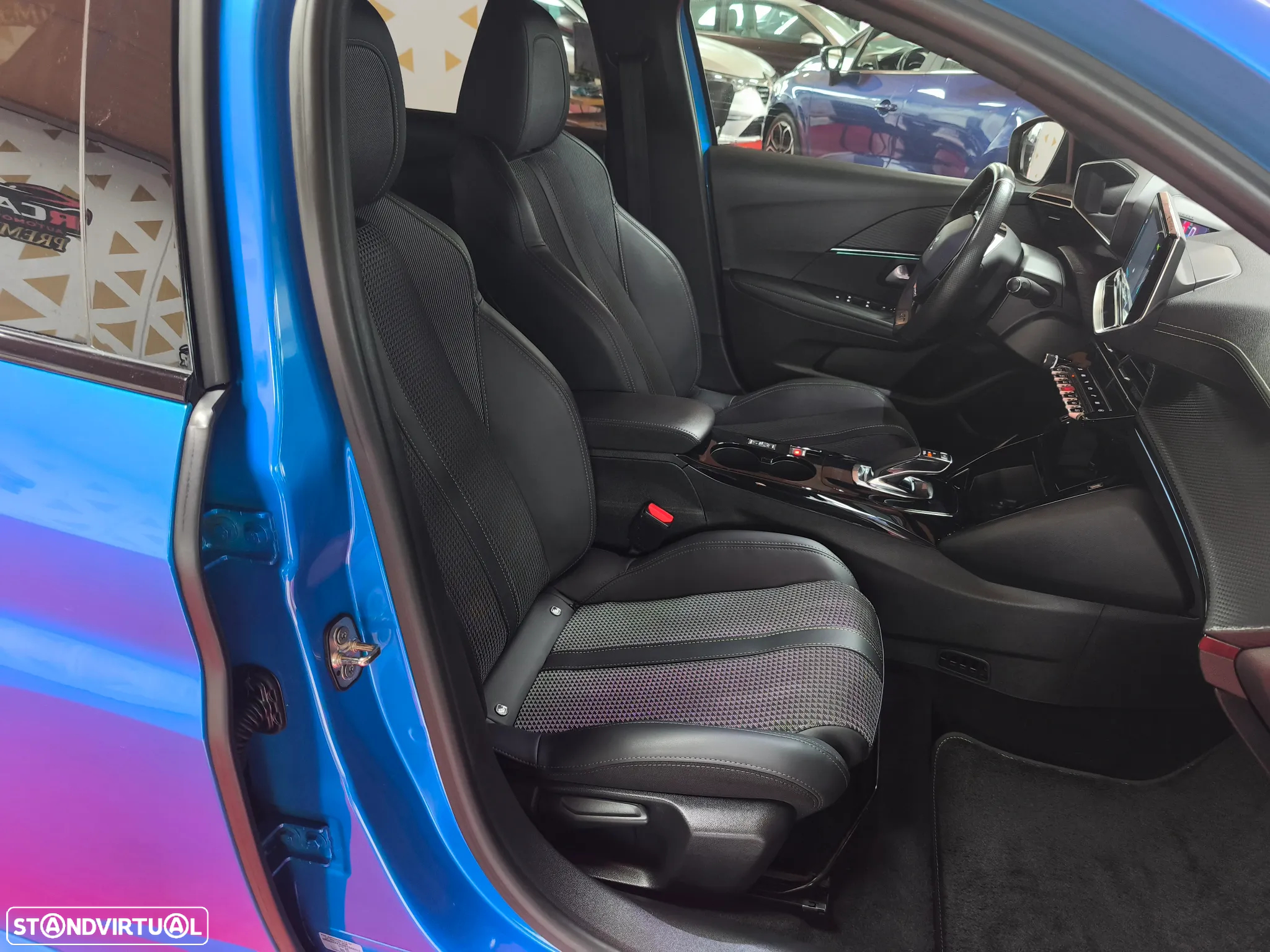 Peugeot e-208 50 kWh GT - 40