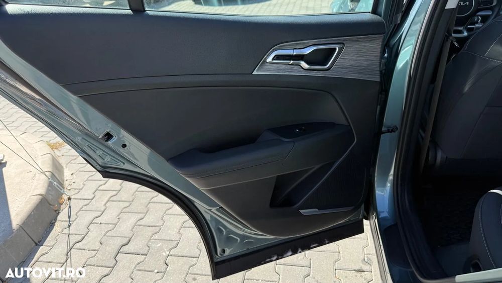 Kia Sportage 1.6 T-GDI 6MT HP 4x2 MHEV Urban - 21