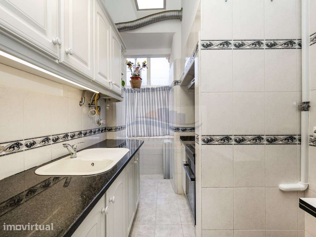 Elegância, Luz Natural e Conforto - T2 Pronto a Habitar na Penha de... - Grande imagem: 3/19