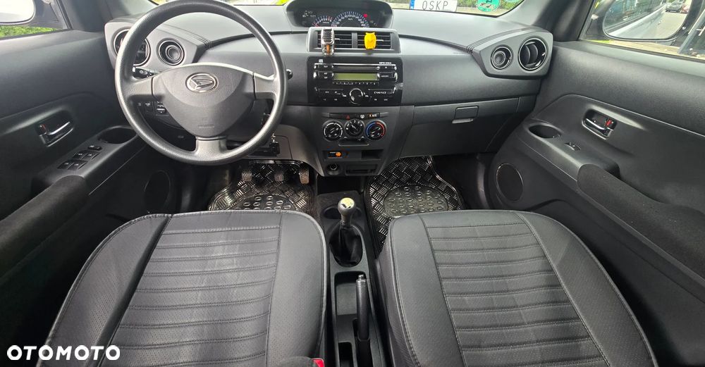 Daihatsu Materia 1.5 - 18