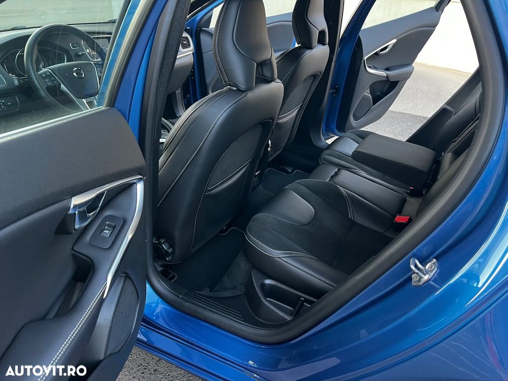 Volvo V40 - 15