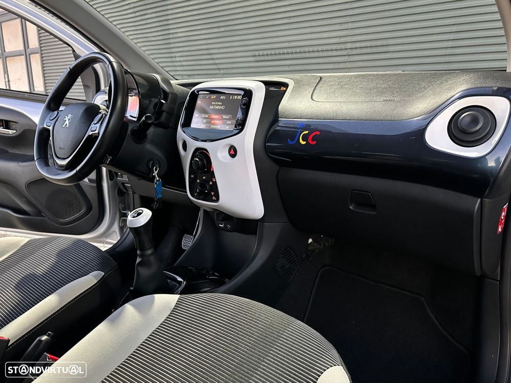 Peugeot 108 1.0 VTi Allure - 24
