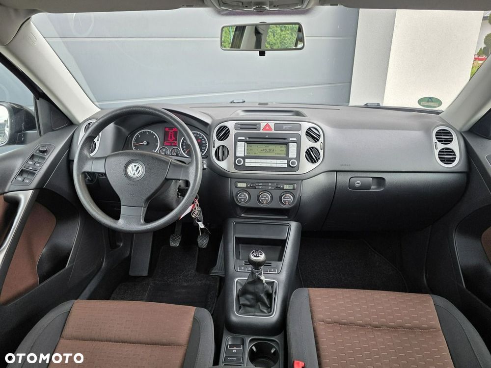 Volkswagen Tiguan - 6