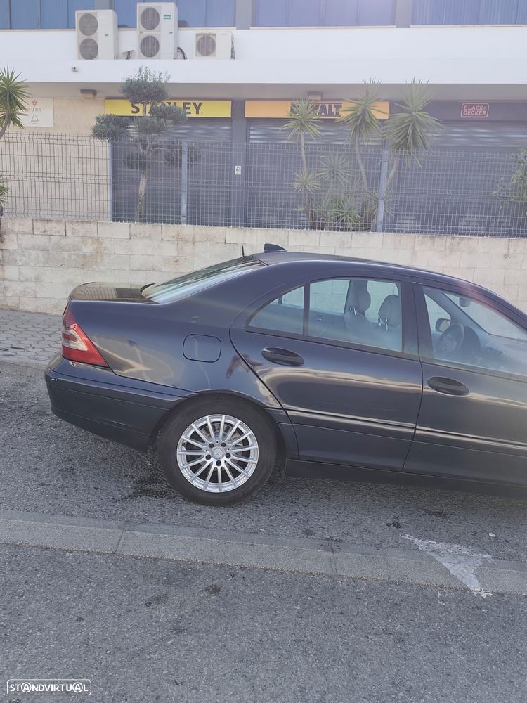 Mercedes-Benz C 220 CDI Elegance DPF - 21