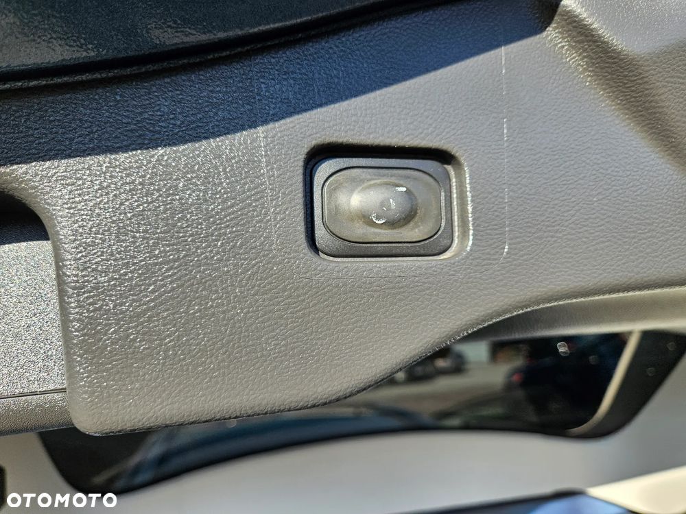 Ford Mondeo 2.0 TDCi Titanium PowerShift - 21