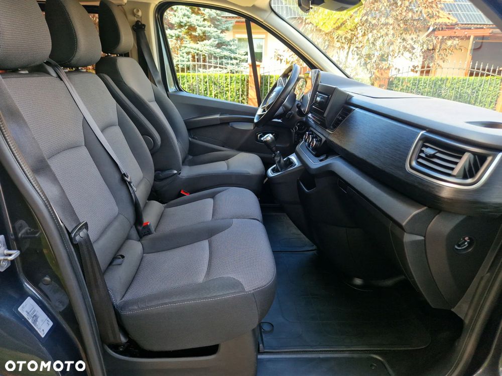 Renault Trafic 2.0 dCi - 20
