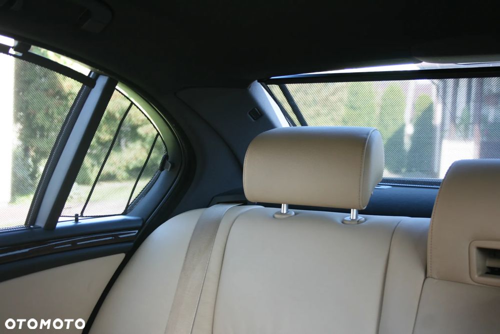 BMW Seria 5 525d - 13