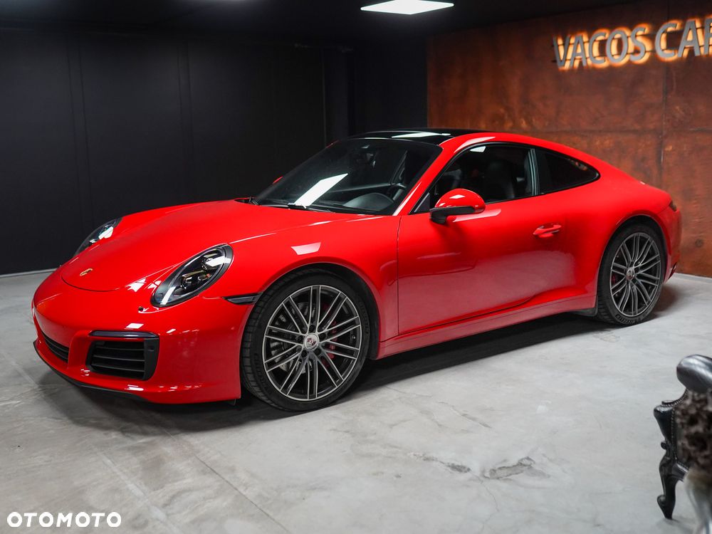 Porsche 911 Carrera S PDK - 12