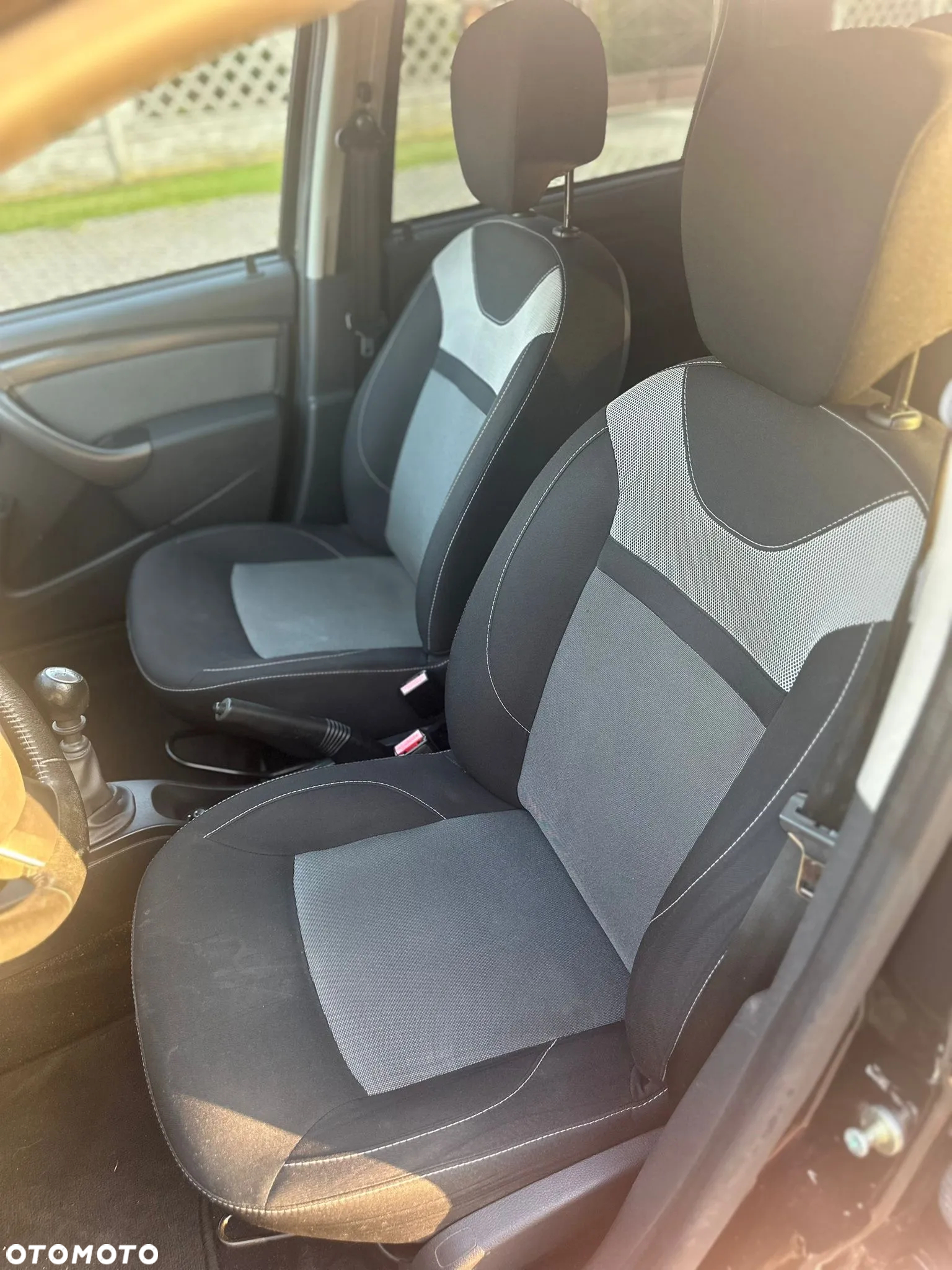 Dacia Duster 1.2 TCe Comfort - 15