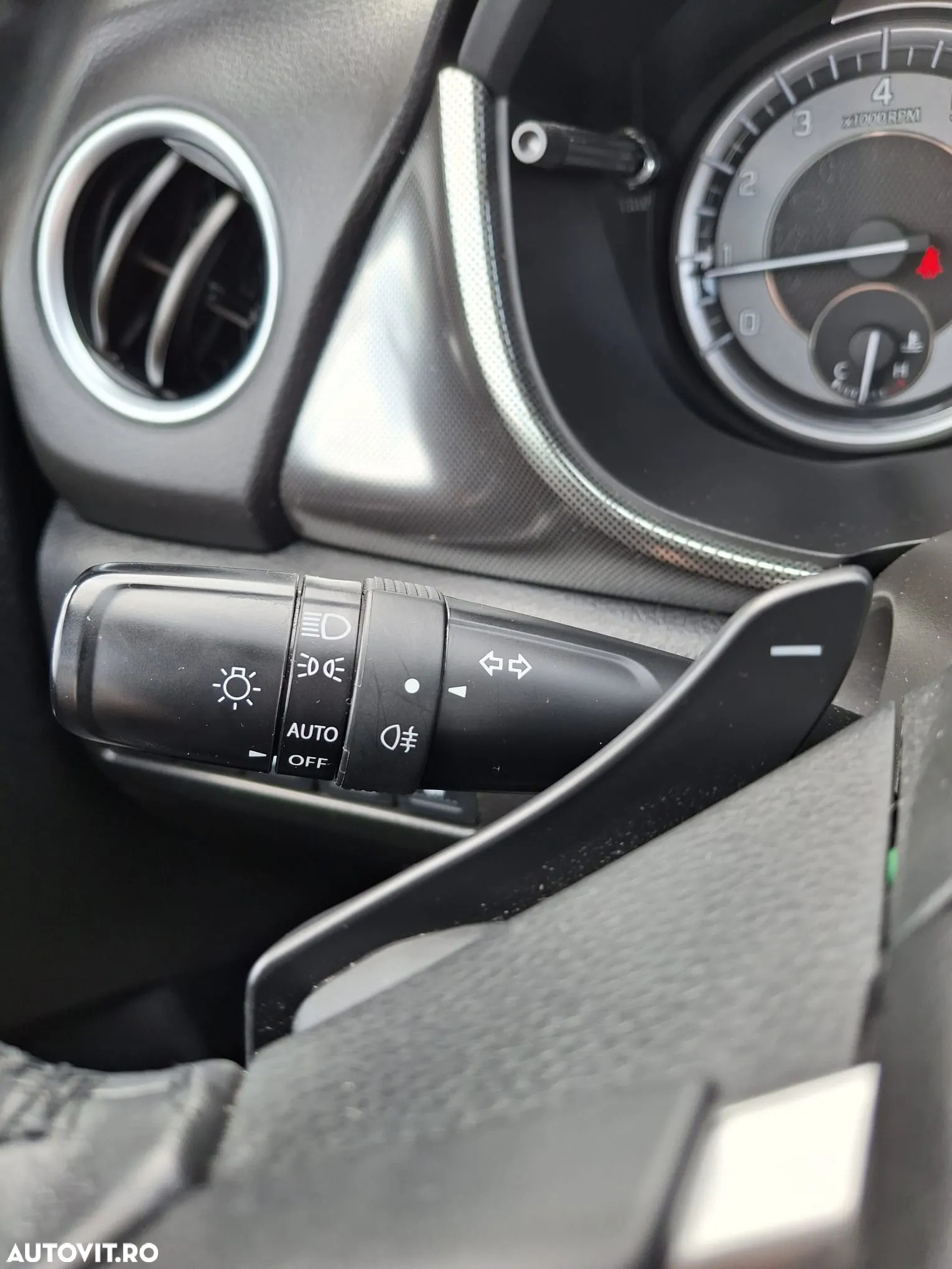 Suzuki Vitara 1.5 HEV Luxus - 20