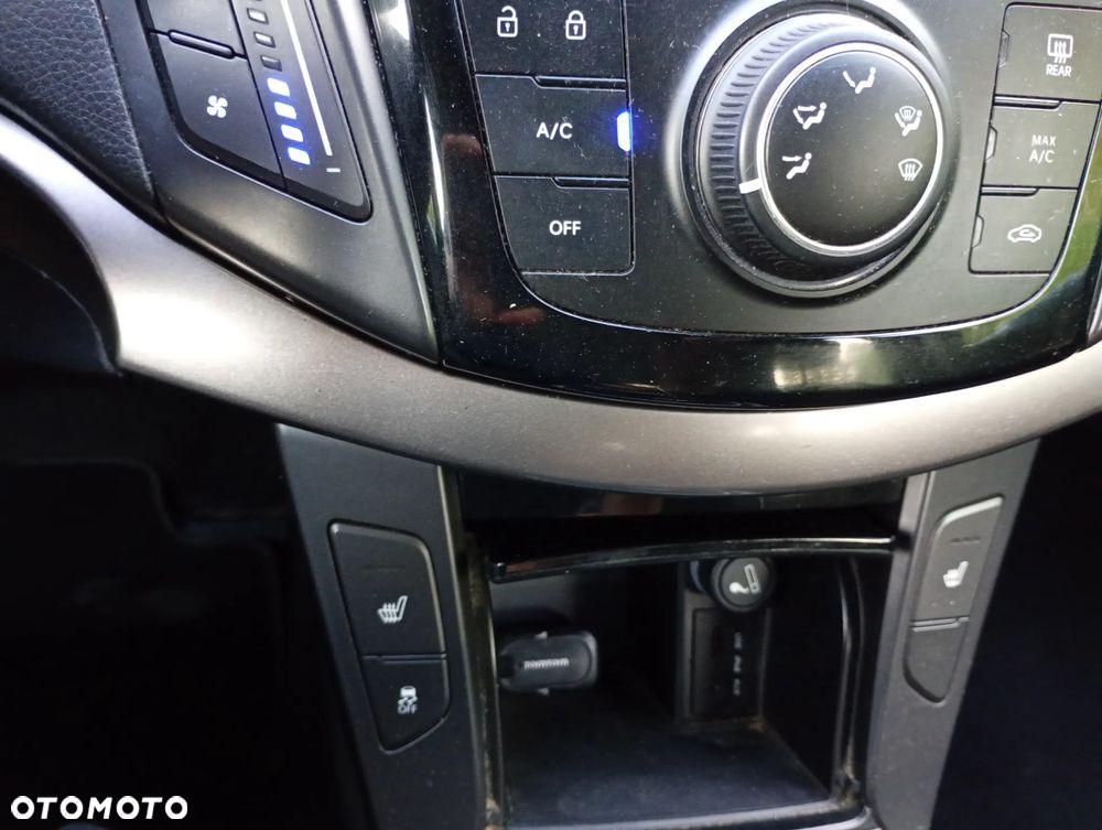 Hyundai i40 i40cw 1.7 CRDi blue Style - 15