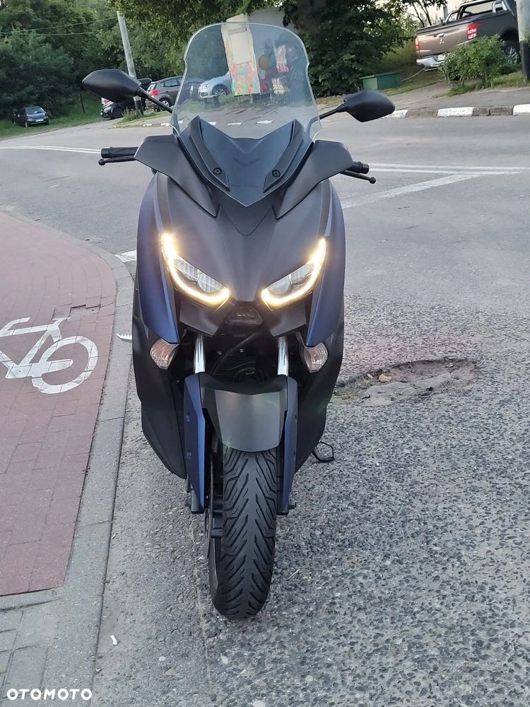 Yamaha X-max - 10