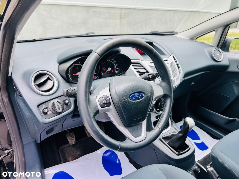 Ford Fiesta 1.25 Trend EU5 - 24