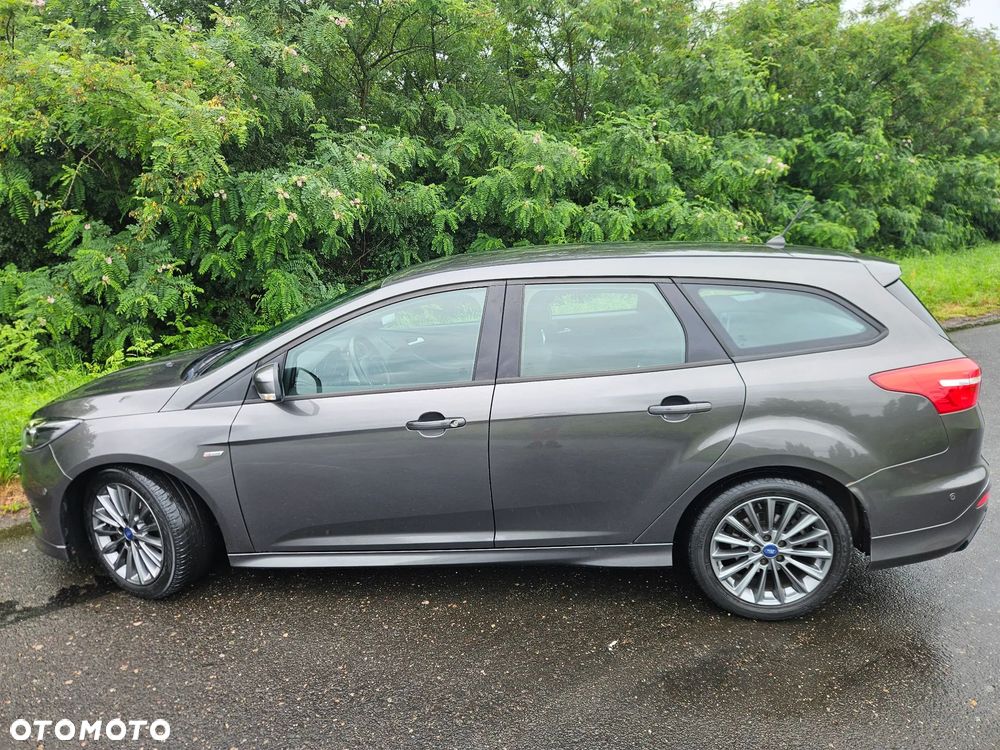 Ford Focus 2.0 TDCi ST-Line ASS PowerShift - 5