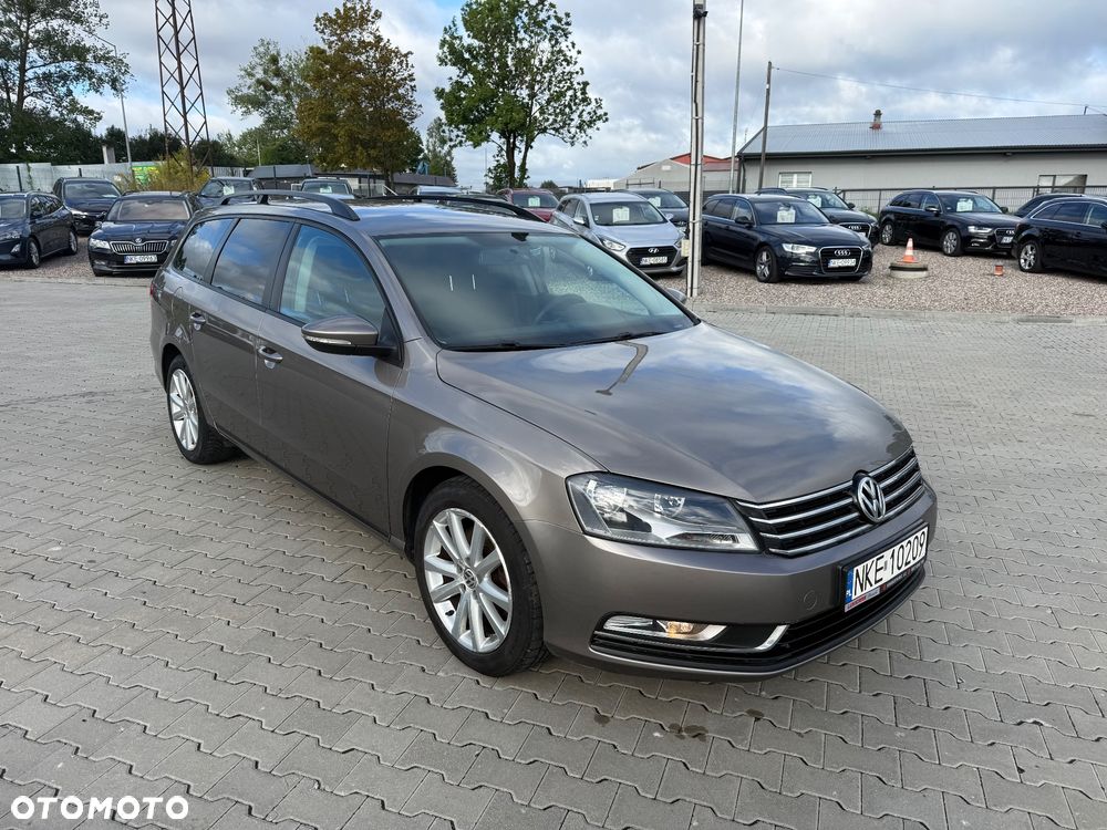 Volkswagen Passat 2.0 Blue TDI SCR Comfortline - 13