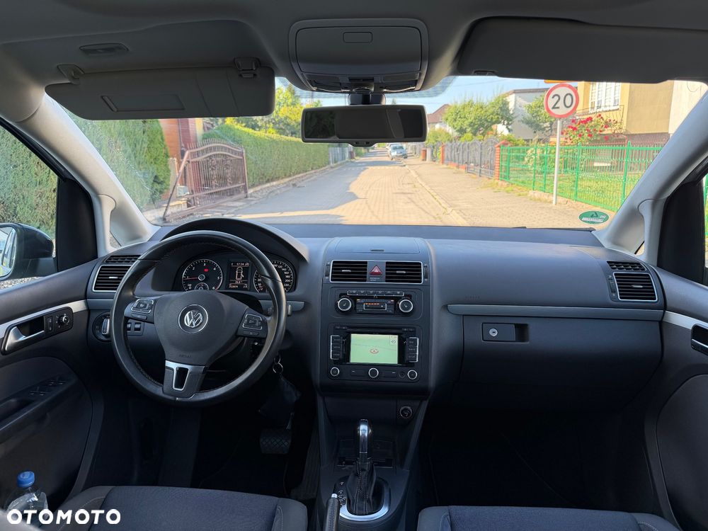 Volkswagen Touran 2.0 TDI DPF DSG STYLE - 8
