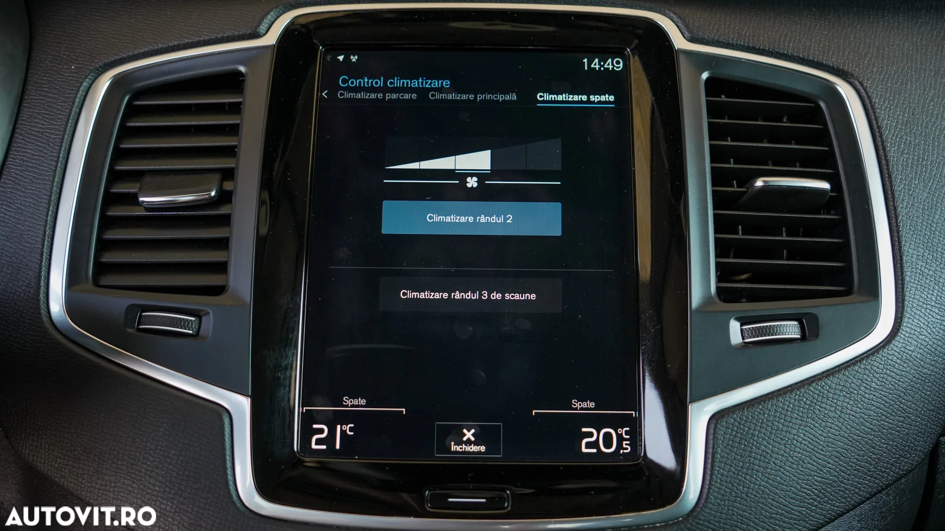 Volvo XC 90 T8 AWD Twin Engine Geartronic Momentum - 13