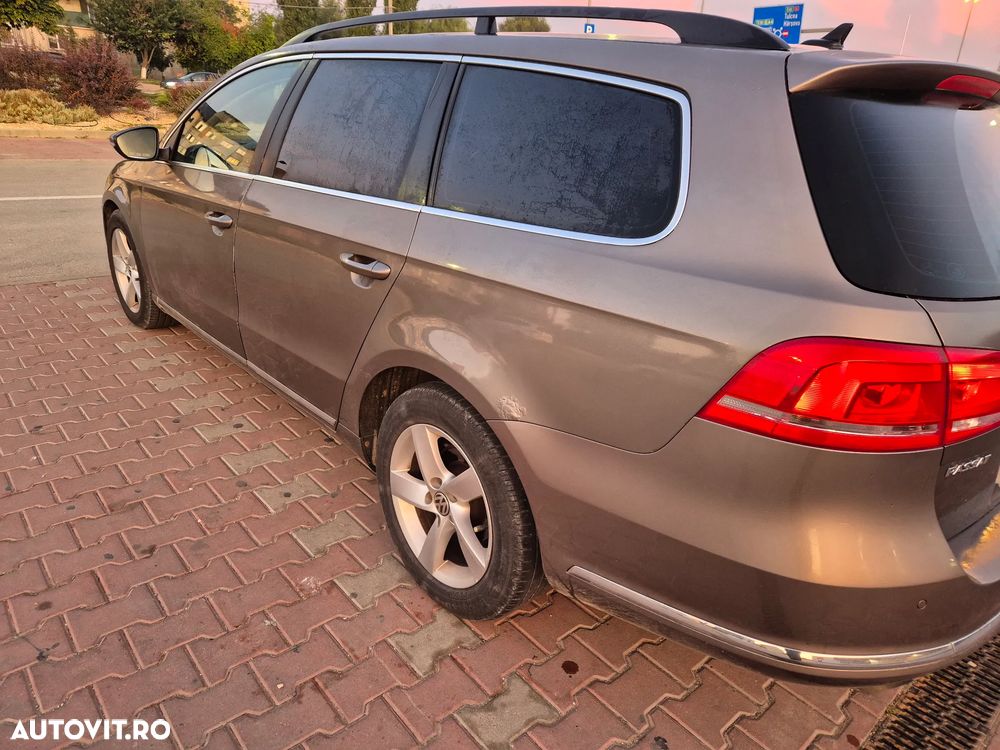 Volkswagen Passat 2.0 TDI 4Motion BlueMotion Technology Comfortline - 6