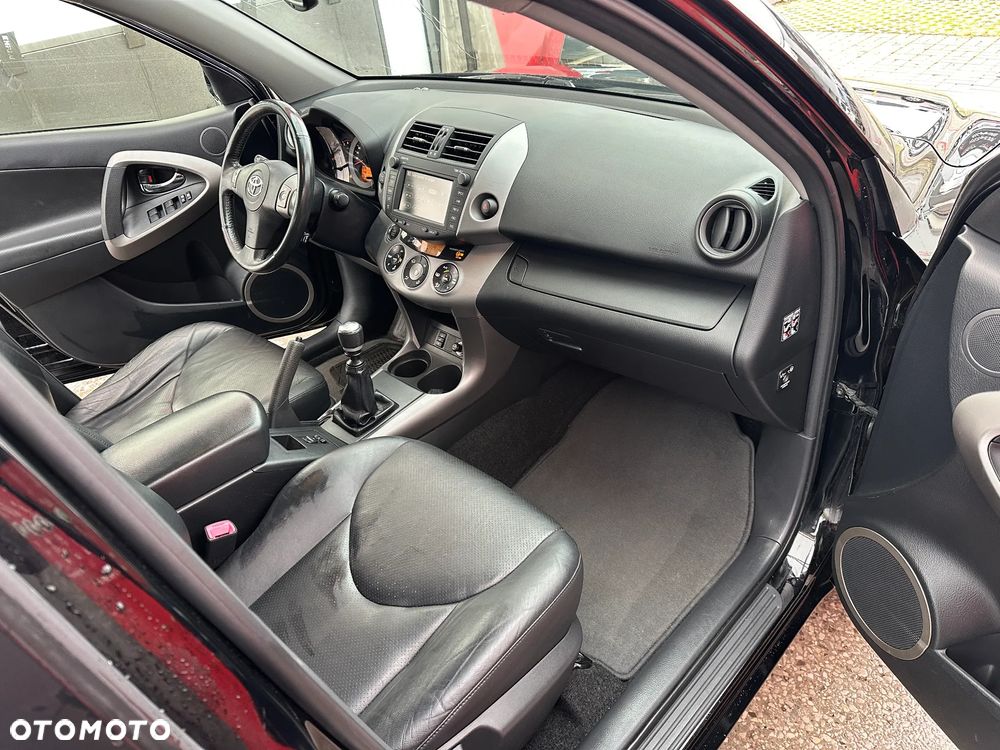 Toyota RAV4 2.2 D-CAT 4x4 Executive - 6