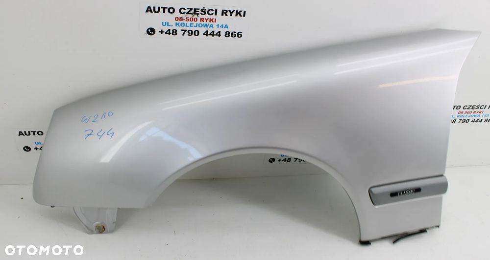 Mercedes W210 Sedan Błotnik Lewy Przód 744