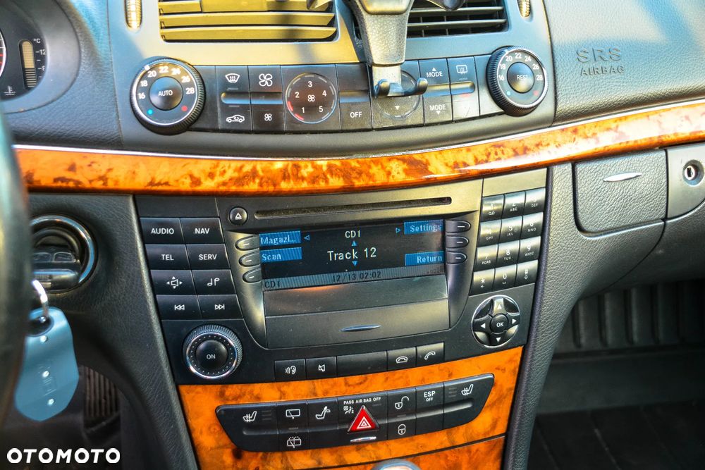 Mercedes-Benz Klasa E 200 T CDI Automatik Elegance - 20