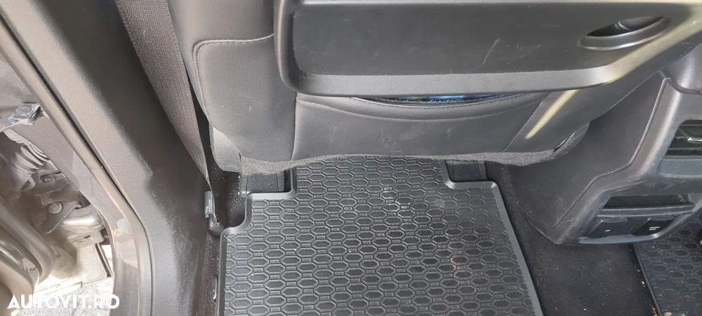 Ford S-Max 2.0 TDCi Titanium - 8