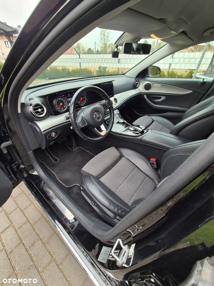 Mercedes-Benz Klasa E - 6