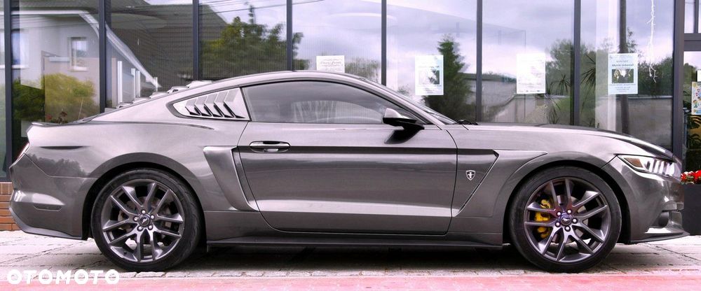 Ford Mustang - 6