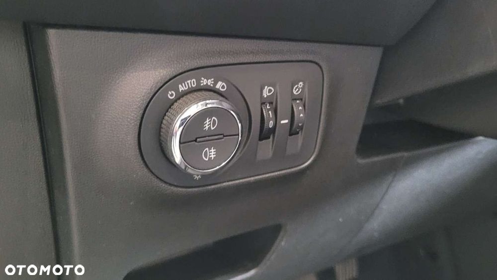Opel Corsa - 20