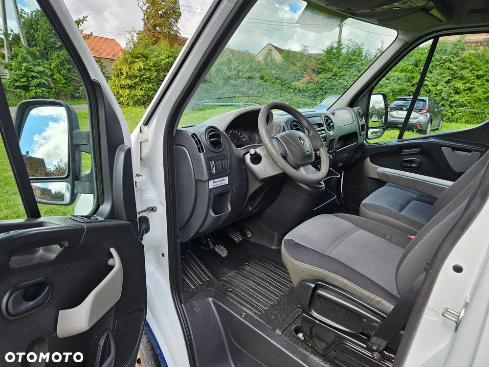 Renault Master - 10