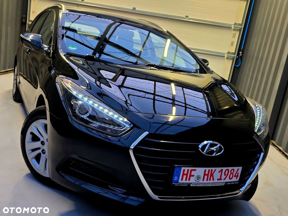 Hyundai i40 i40cw 1.6 Fifa World Cup Edition - 18