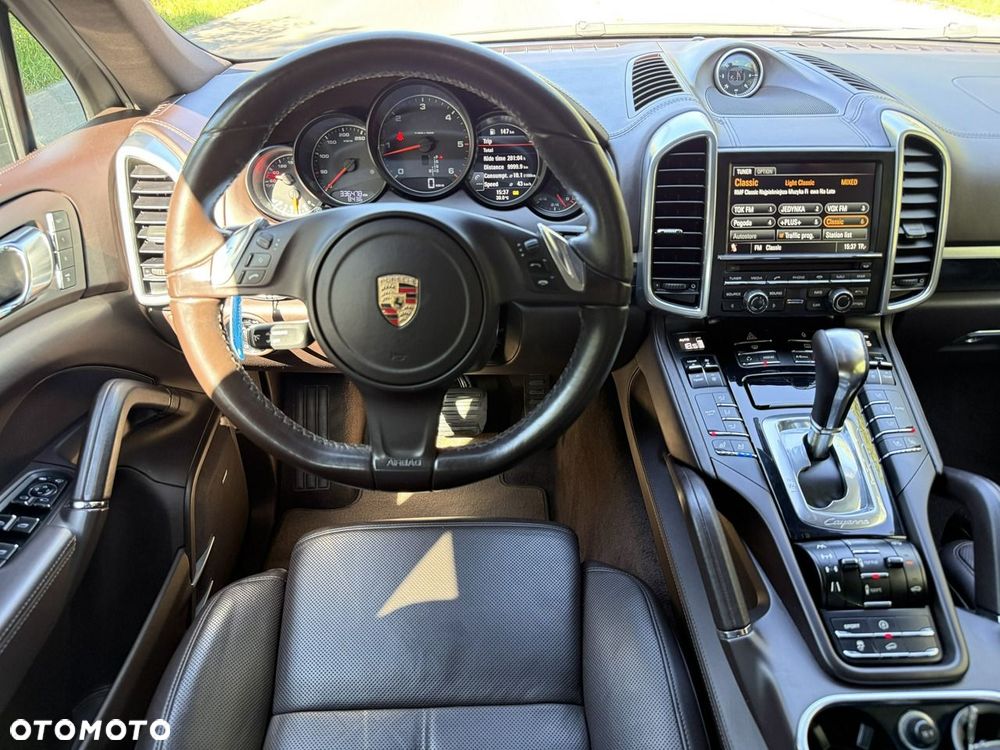 Porsche Cayenne Diesel Platinum Edition - 26