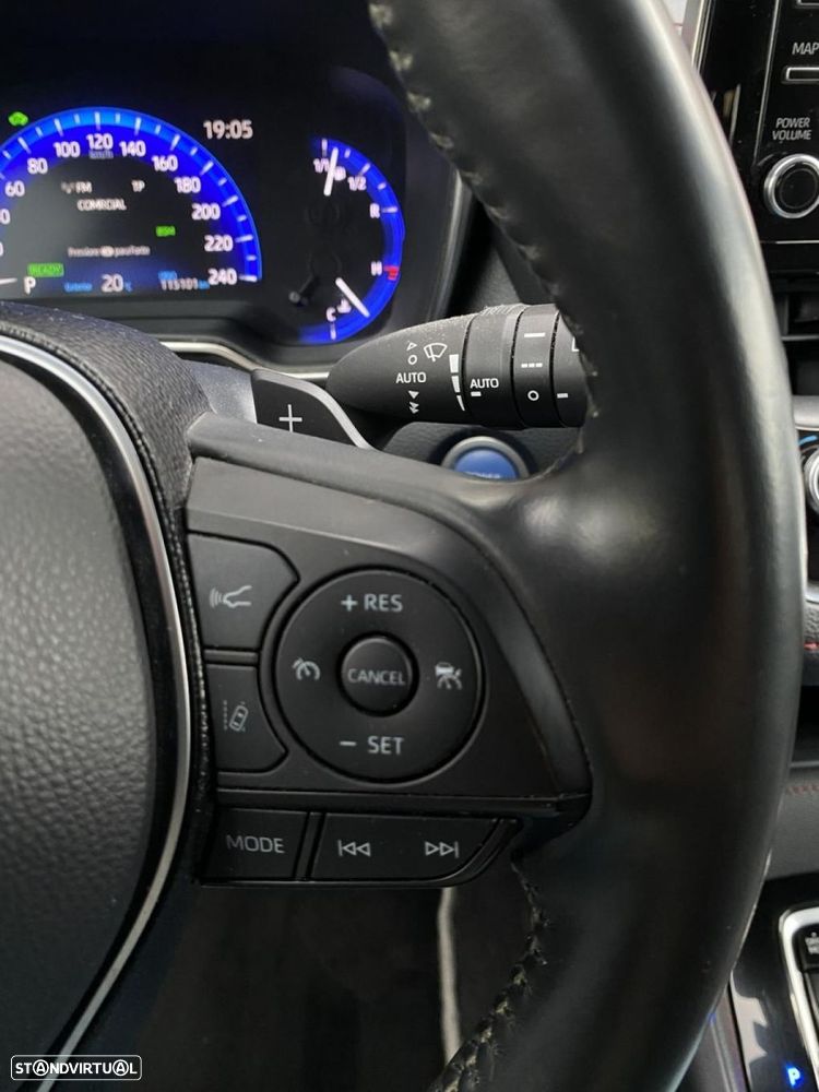 Toyota Corolla 2.0 Hybrid Exclusive - 30