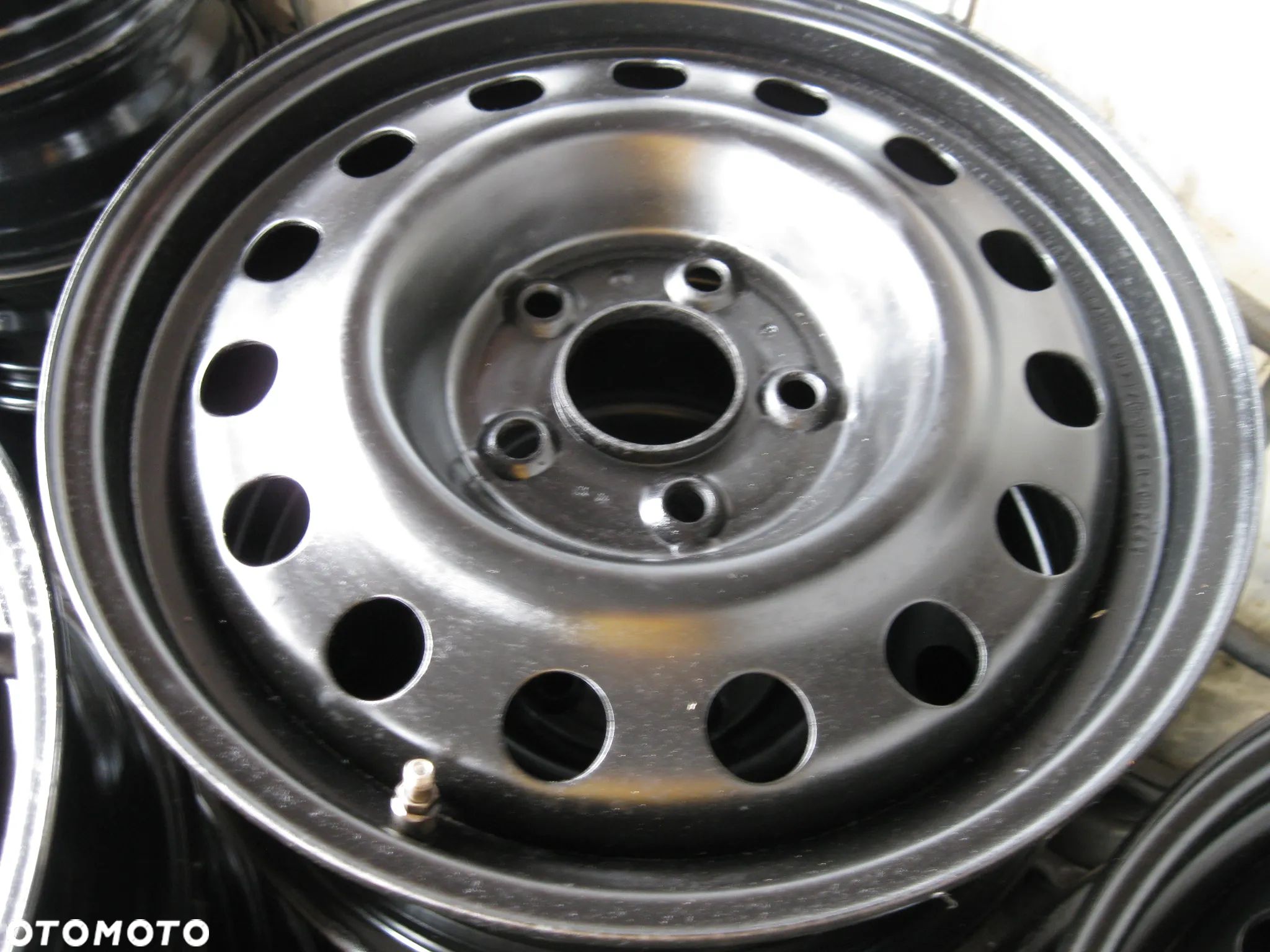 DODGE JOURNEY FELGI STALOWA 6.5X16 5X127 ET40 FREEMONT CZUJNIKI - 1