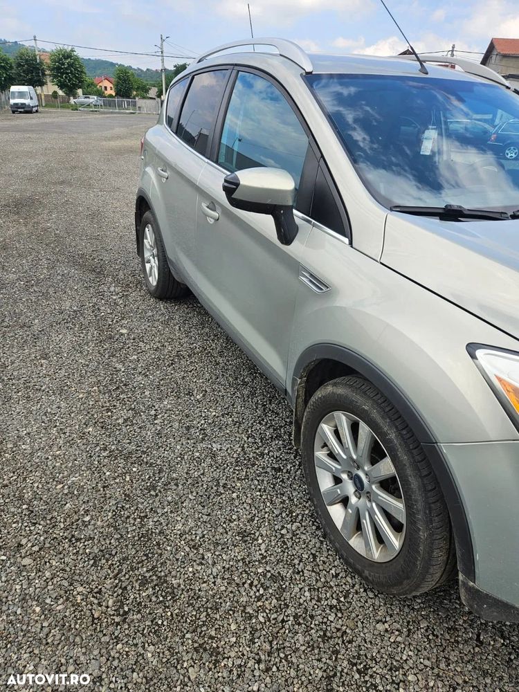 Ford Kuga 2.0 TDCi 4x4 Titanium - 8