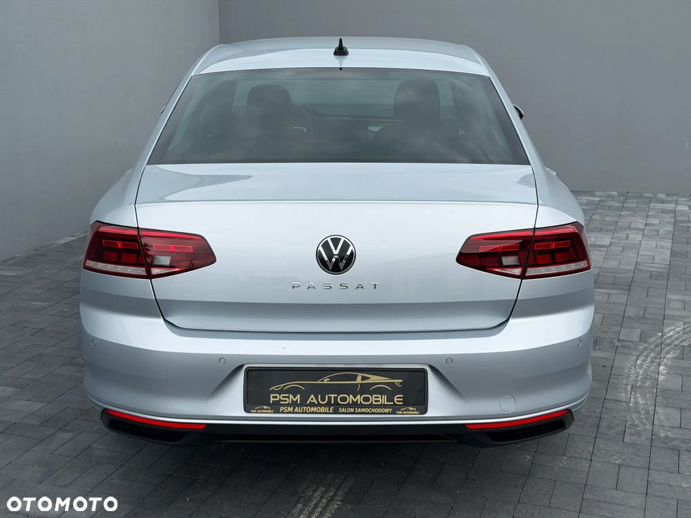 Volkswagen Passat 2.0 TDI EVO Elegance - 10