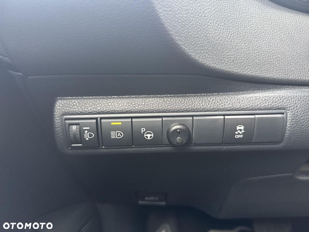 Toyota Corolla 1.8 Hybrid Comfort - 17