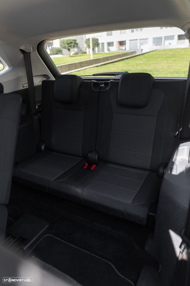 VW Tiguan Allspace 2.0 TDI Confortline DSG - 16