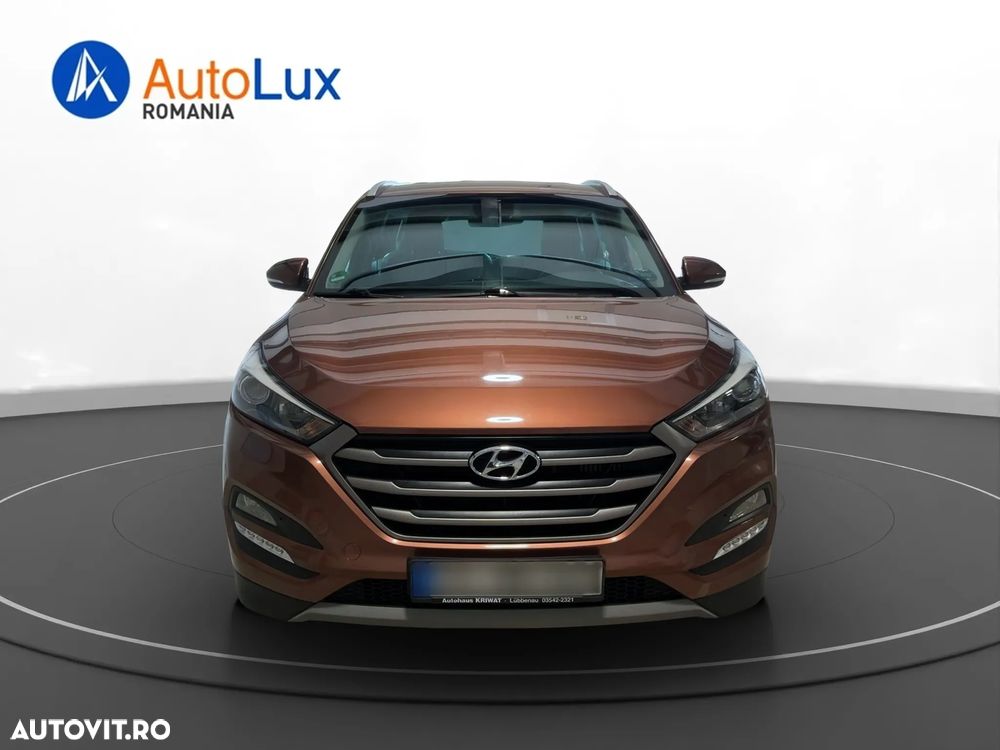 Hyundai Tucson 2.0 CRDI 4WD Automatik Advantage - 2