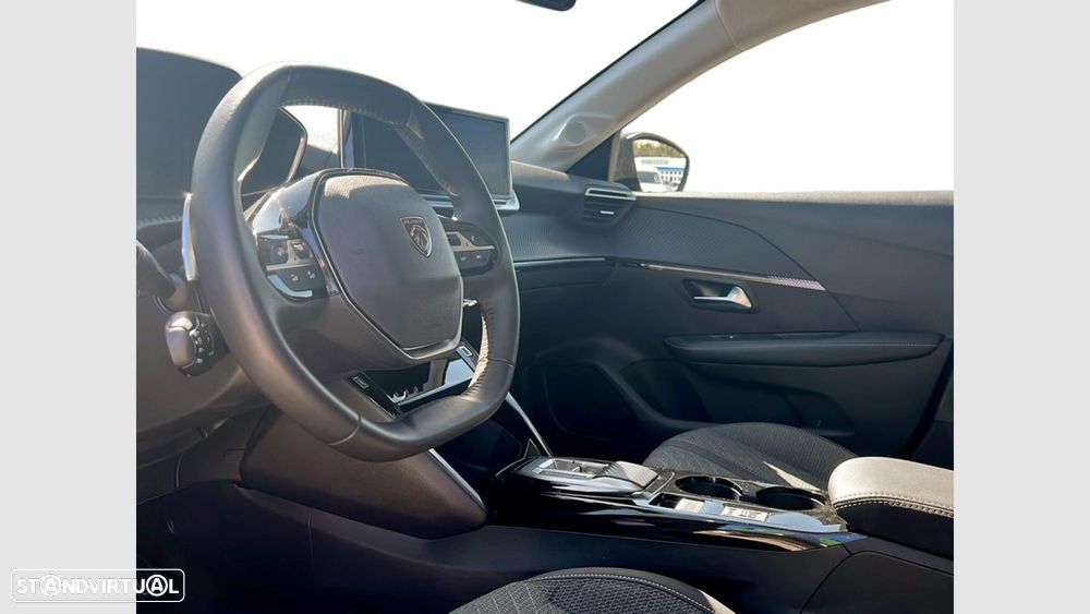 Peugeot 208 1.2 Hybrid Allure e-DCS6 - 14