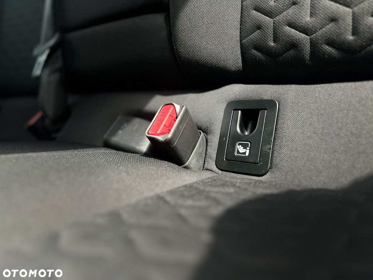 Toyota Corolla 2.0 Hybrid Comfort - 38