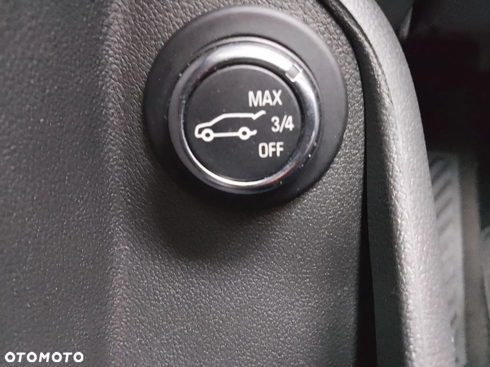 Opel Insignia 1.5 T Elite S&S - 24