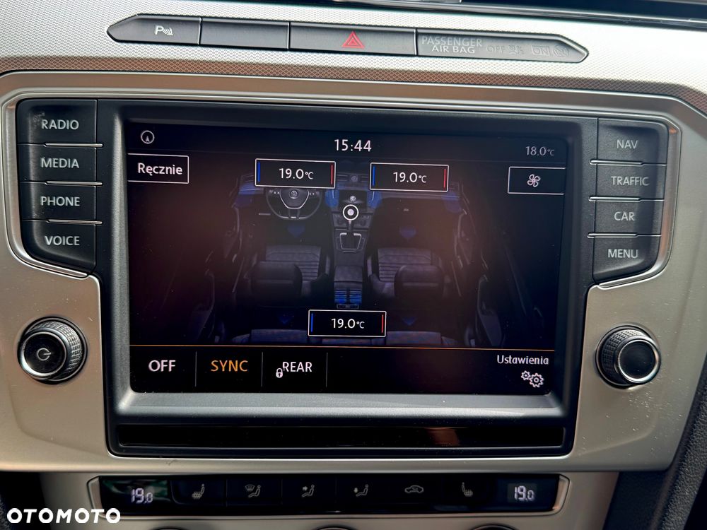 Volkswagen Passat 2.0 TDI SCR (BlueMotion Technology) Highline - 21