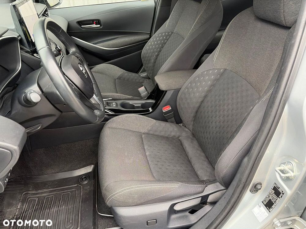 Toyota Corolla - 9