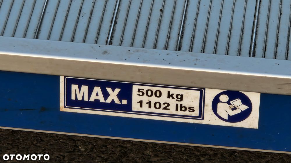 Volkswagen CRAFTER MAXI 2.0 DO PRZEWOZU KWIATÓW PODJAZD OCIEPLONA PAKA KLIMA NOWE OPONY - 23